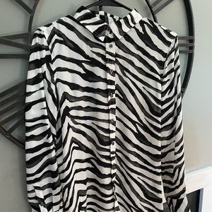 Banana Republic medium animal print blouse